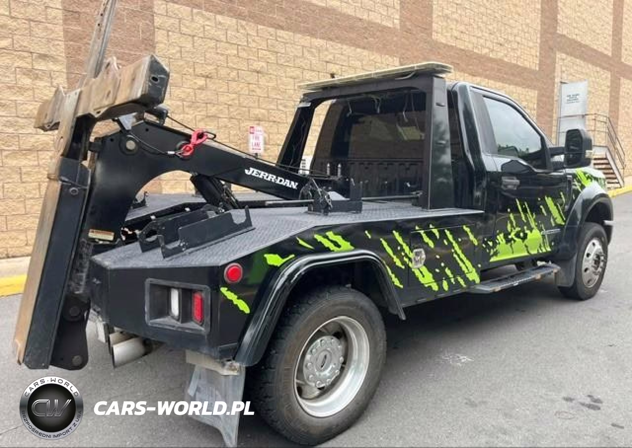 2017 Ford F-450 Chassis Xlt VIN:1FDUF4GT0HDA04847 - 4