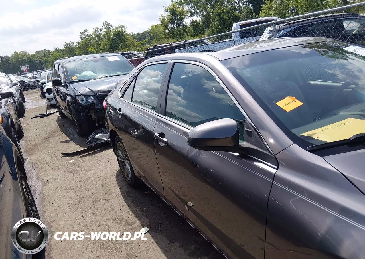2017 Toyota Camry Se VIN:4T1BF1FKXHU813173 - 13