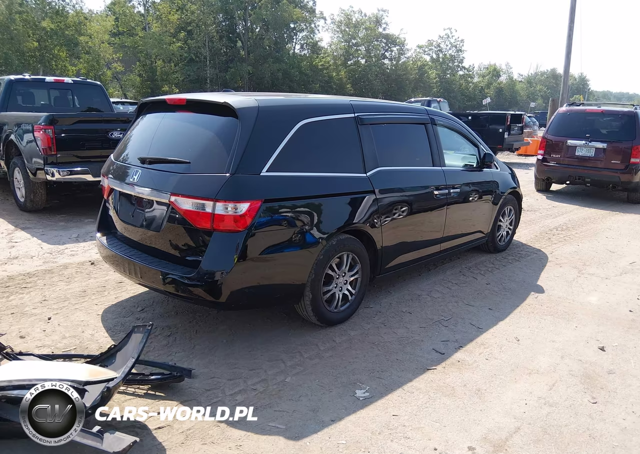 2013 Honda Odyssey Ex-L VIN:5FNRL5H64DB045891 - 4