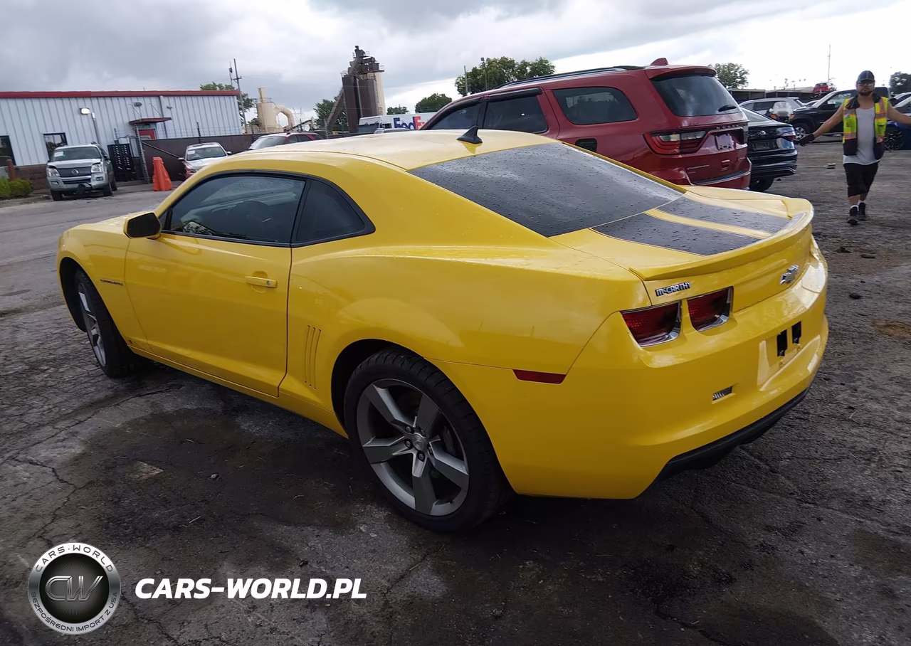 2010 Chevrolet Camaro 2Ss VIN:2G1FT1EW3A9120881 - 3