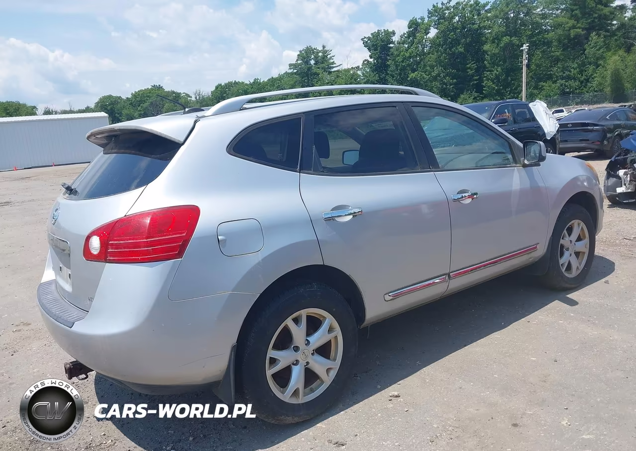 2011 Nissan Rogue Sv VIN:JN8AS5MV0BW668564 - 4