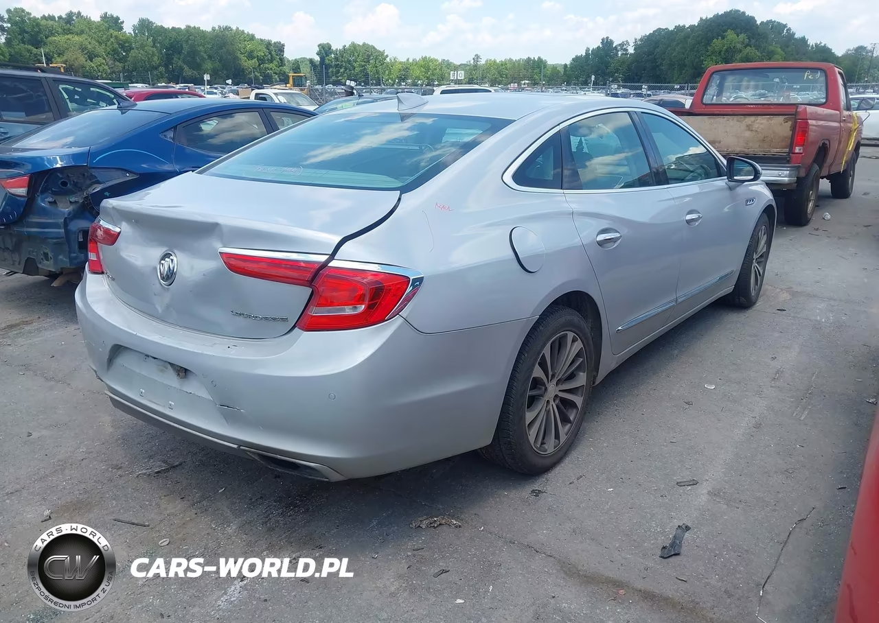 2017 Buick Lacrosse Essence VIN:1G4ZP5SSXHU163835 - 4
