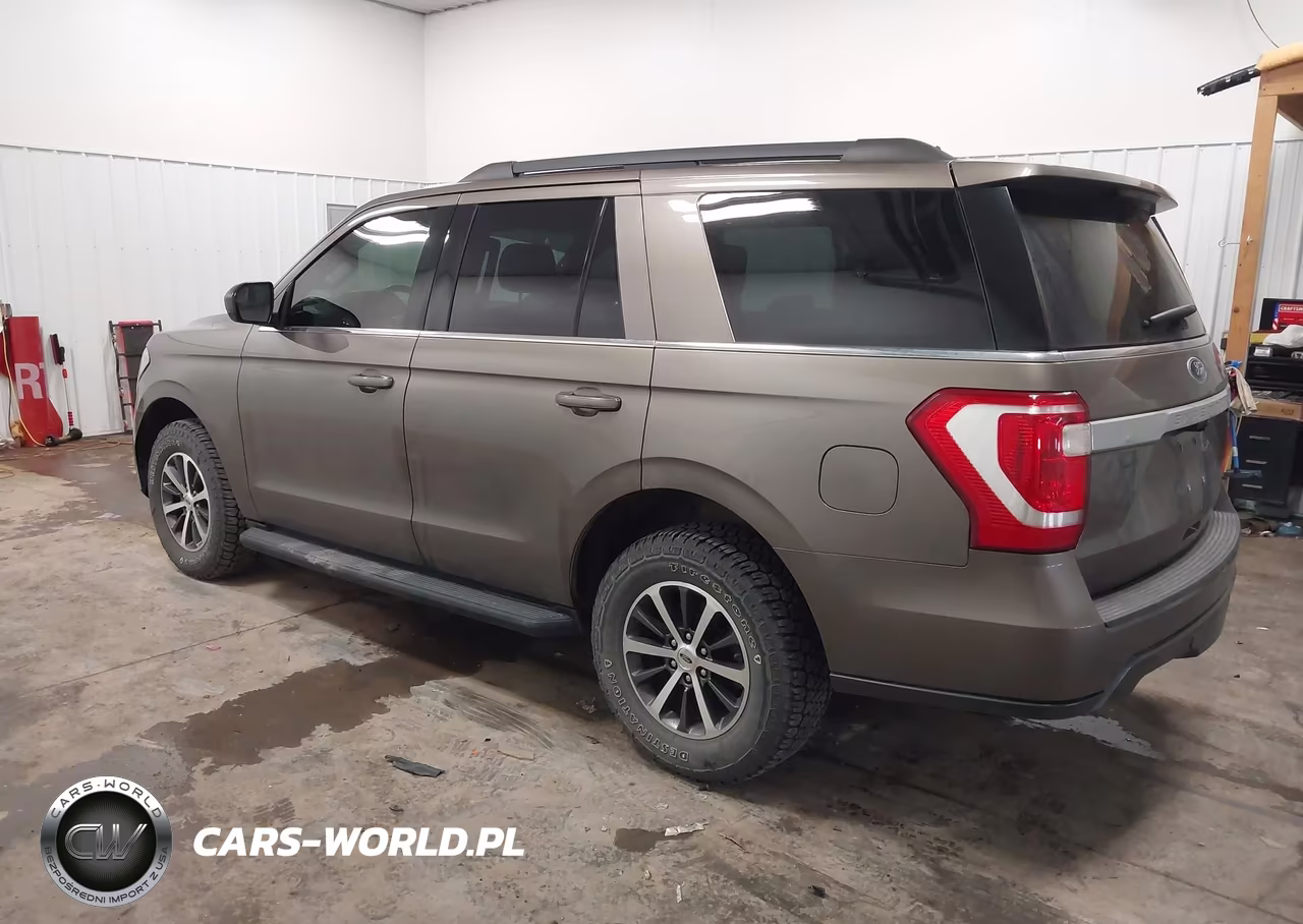 2018 Ford Expedition Xl VIN:1FMJU1GT5JEA50780 - 3