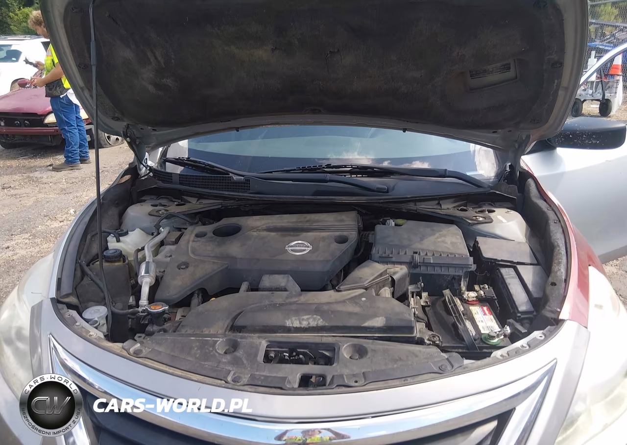 2013 Nissan Altima 2.5 S VIN:1N4AL3AP6DN530285 - 10