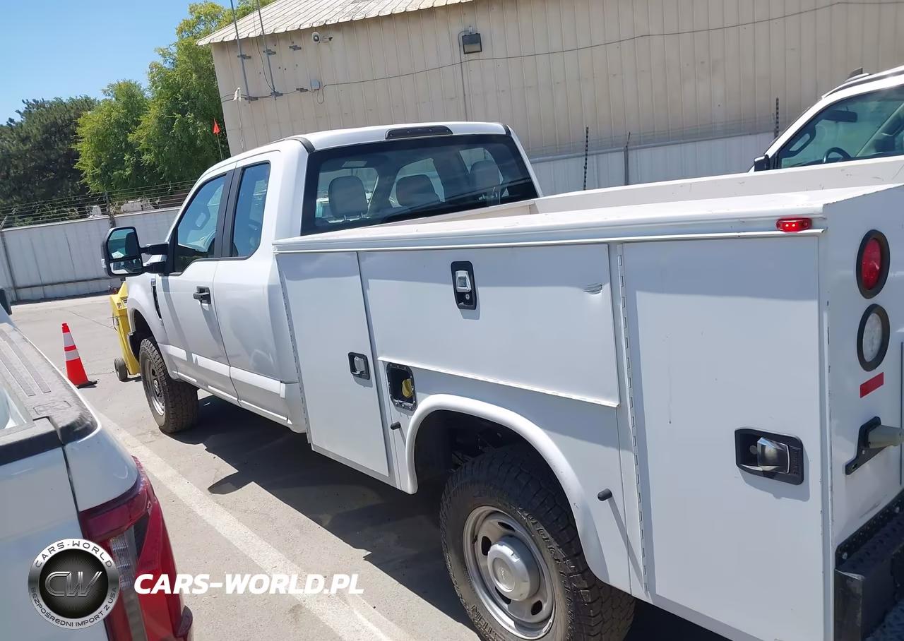 2018 Ford F-350 Xl-Xlt VIN:1FD8X3B60JEC69777 - 19