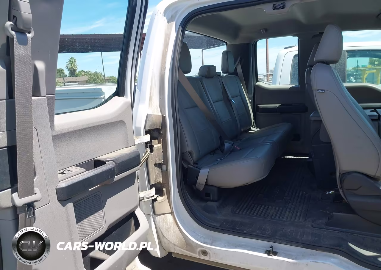 2018 Ford F-350 Xl-Xlt VIN:1FD8X3B60JEC69777 - 8