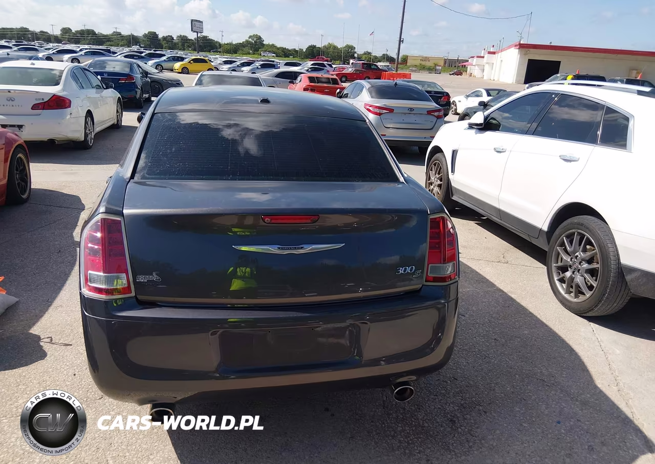 CHRYSLER 300 S VIN:2C3CCABGXDH585504 - 16