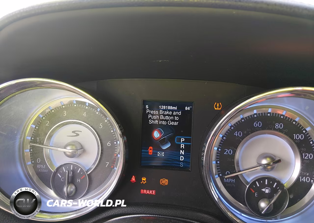 CHRYSLER 300 S VIN:2C3CCABGXDH585504 - 7