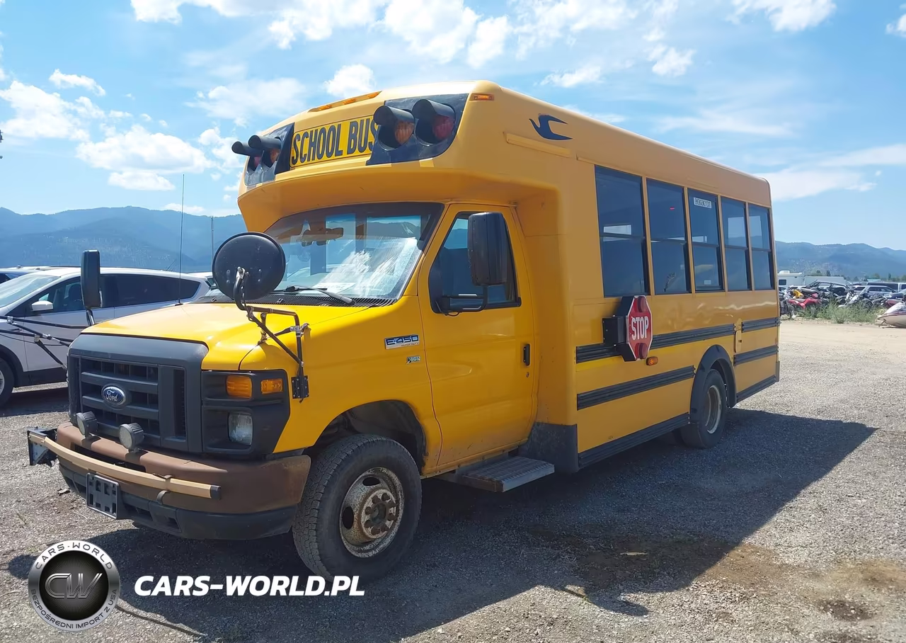 2016 Ford Econoline E450 Super Duty Cutwy Van VIN:1FDEE4FL9GDC13835 - 2