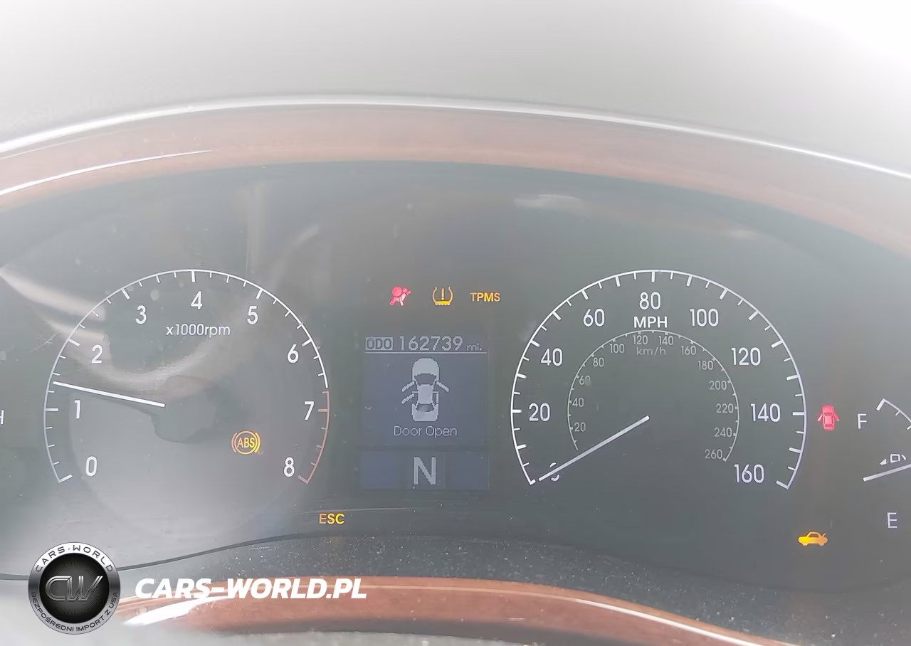 2014 Hyundai Genesis 3.8L VIN:KMHGC4DD0EU259626 - 7