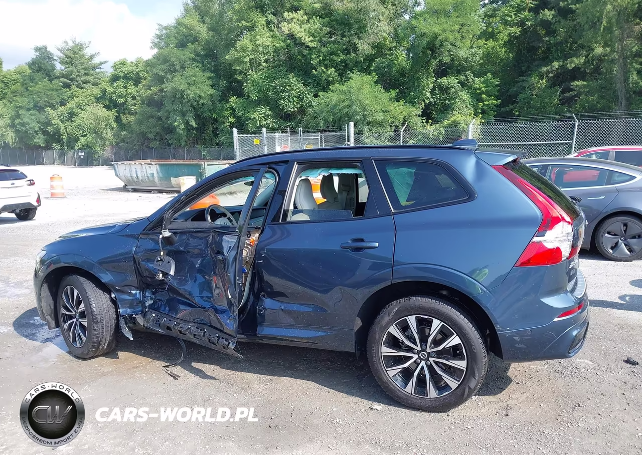 2024 Volvo Xc60 B5 Plus Dark Theme VIN:YV4L12RL4R1800842 - 14