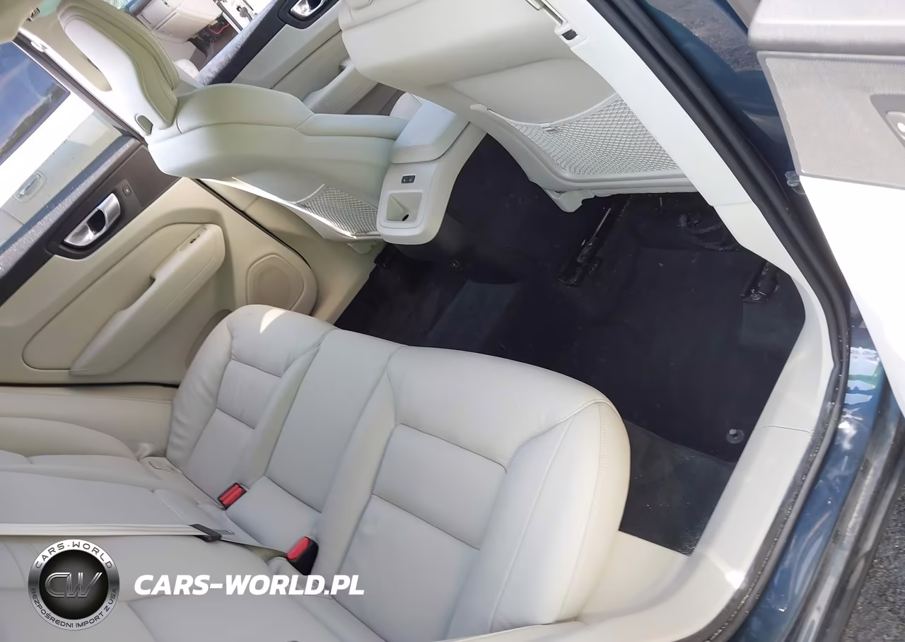 2024 Volvo Xc60 B5 Plus Dark Theme VIN:YV4L12RL4R1800842 - 8