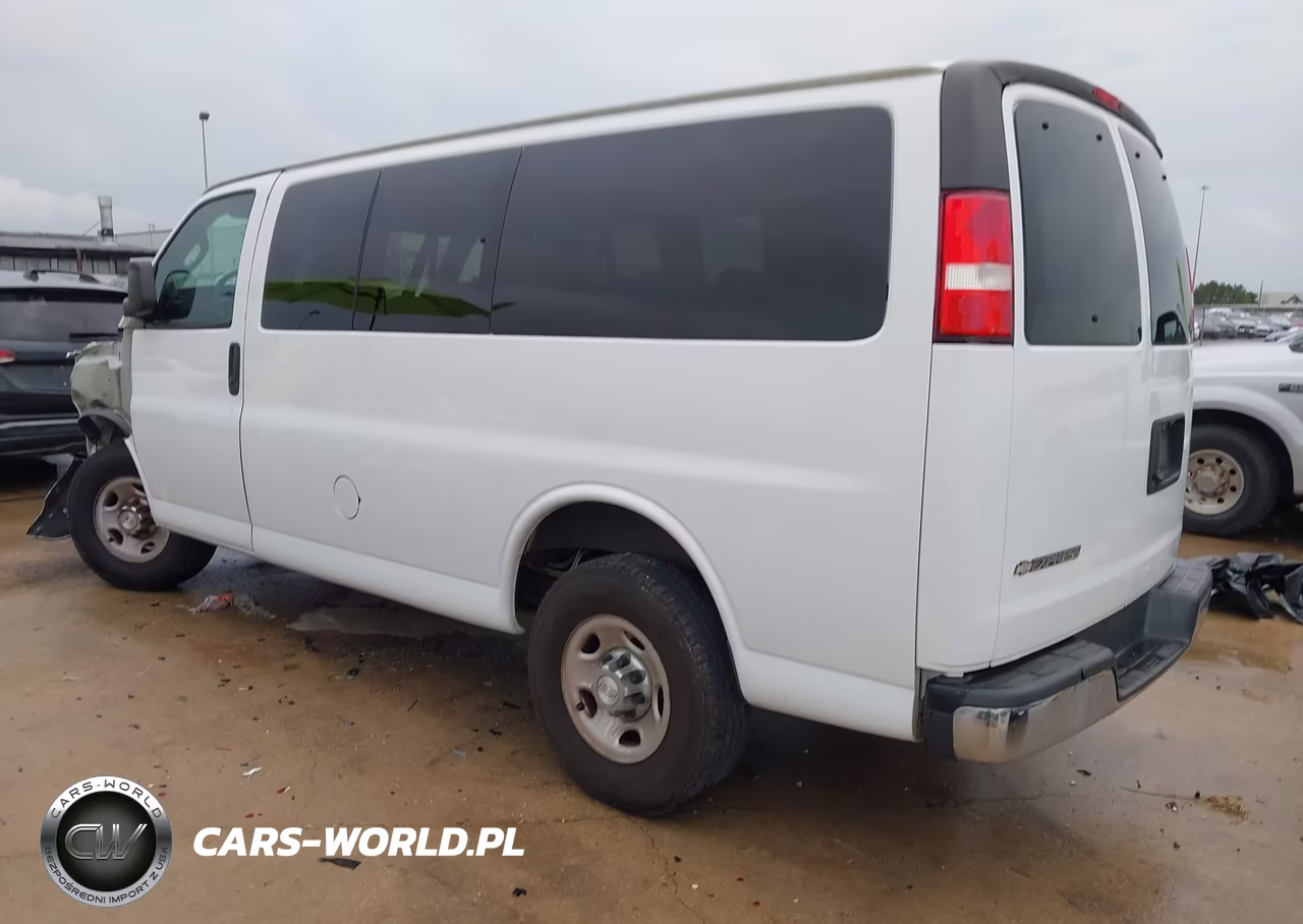 2019 Chevrolet Express 2500 Lt VIN:1GAWGFFG9K1193509 - 3