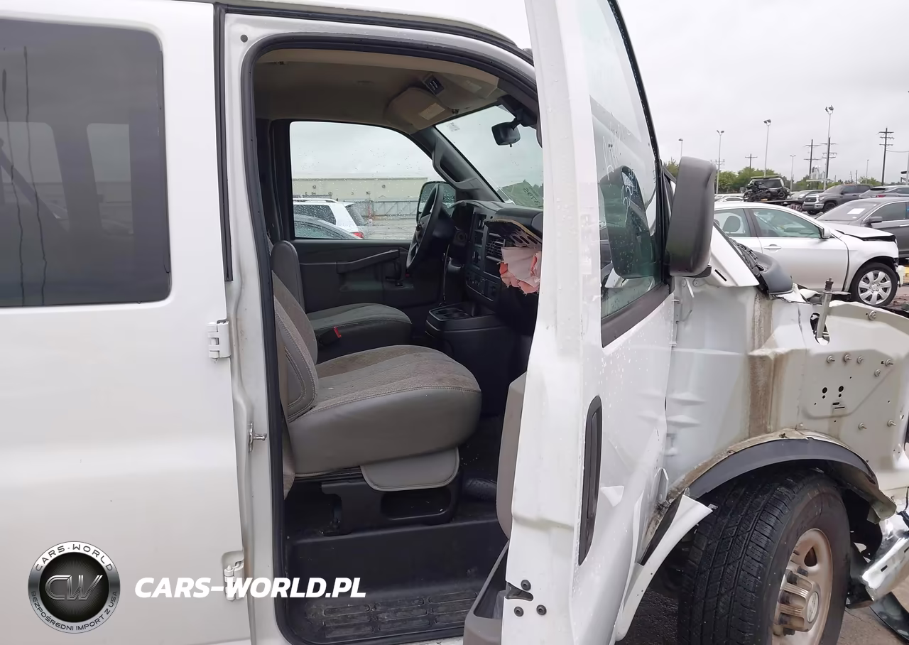 2019 Chevrolet Express 2500 Lt VIN:1GAWGFFG9K1193509 - 5
