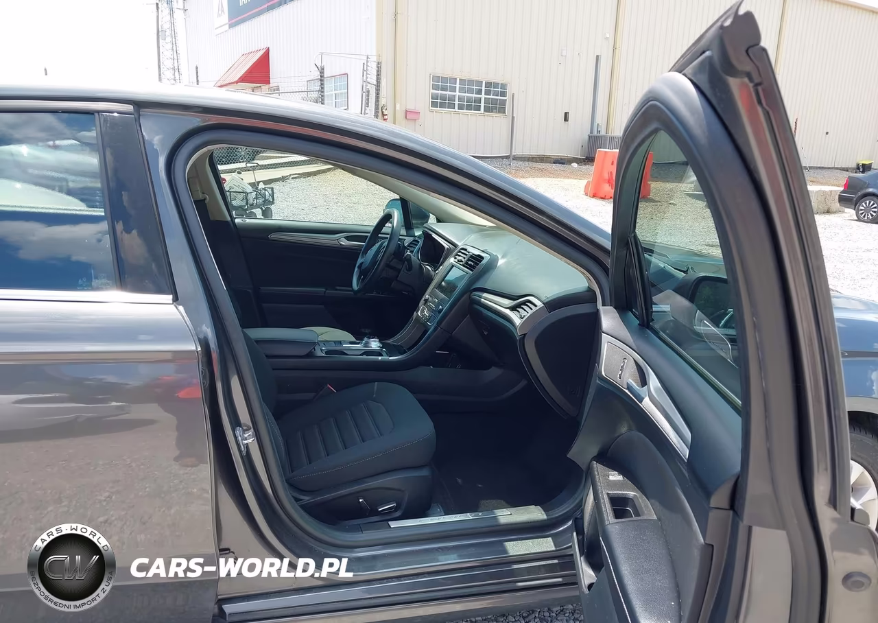2019 Ford Fusion Se VIN:3FA6P0HD6KR160857 - 5