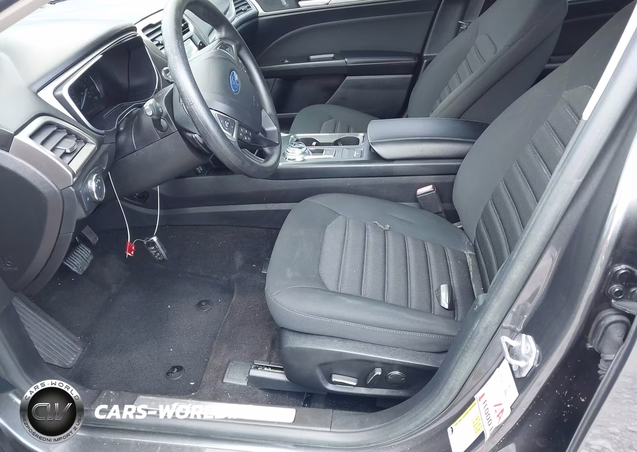 2019 Ford Fusion Se VIN:3FA6P0HD6KR160857 - 6