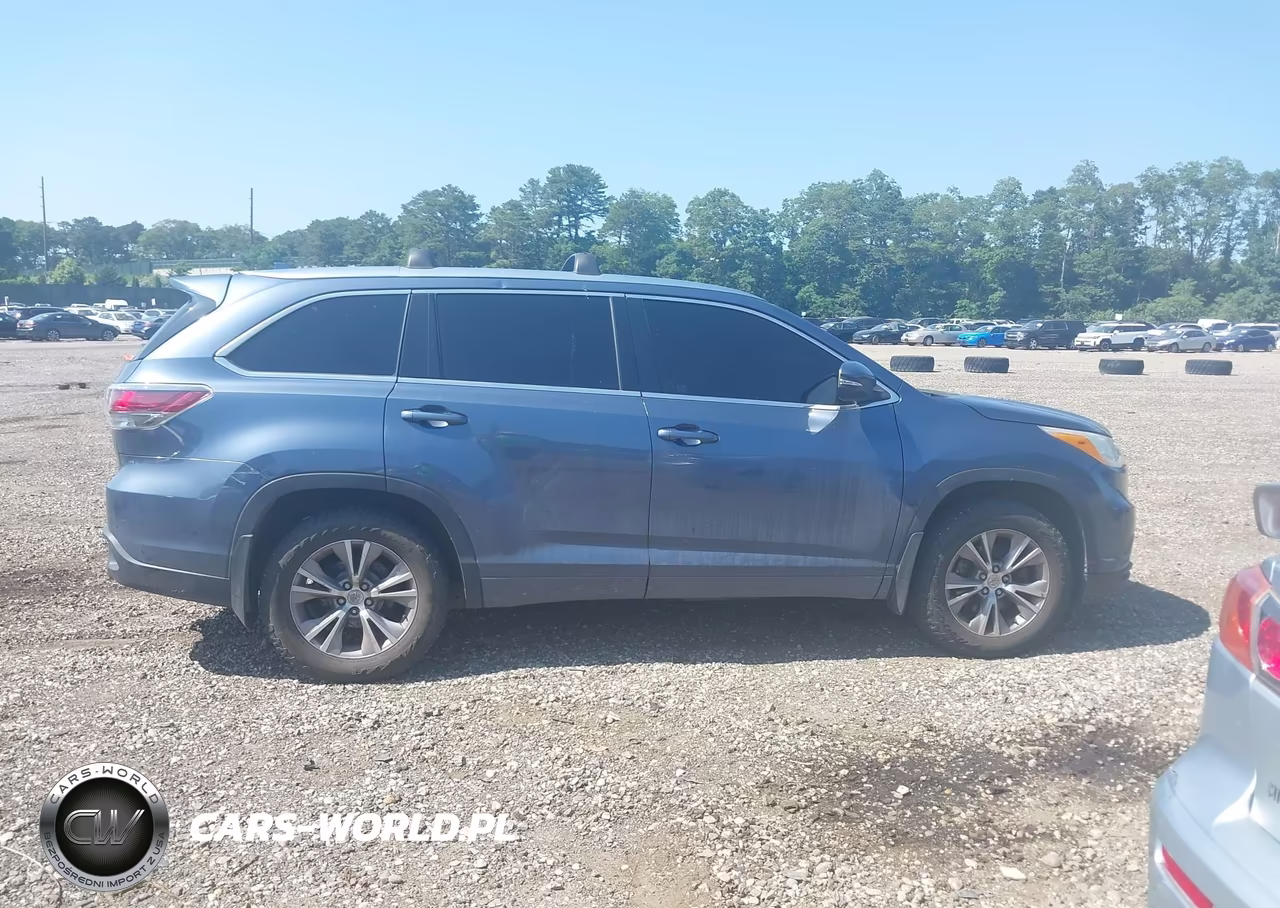2014 Toyota Highlander Xle V6 VIN:5TDJKRFH8ES040881 - 13