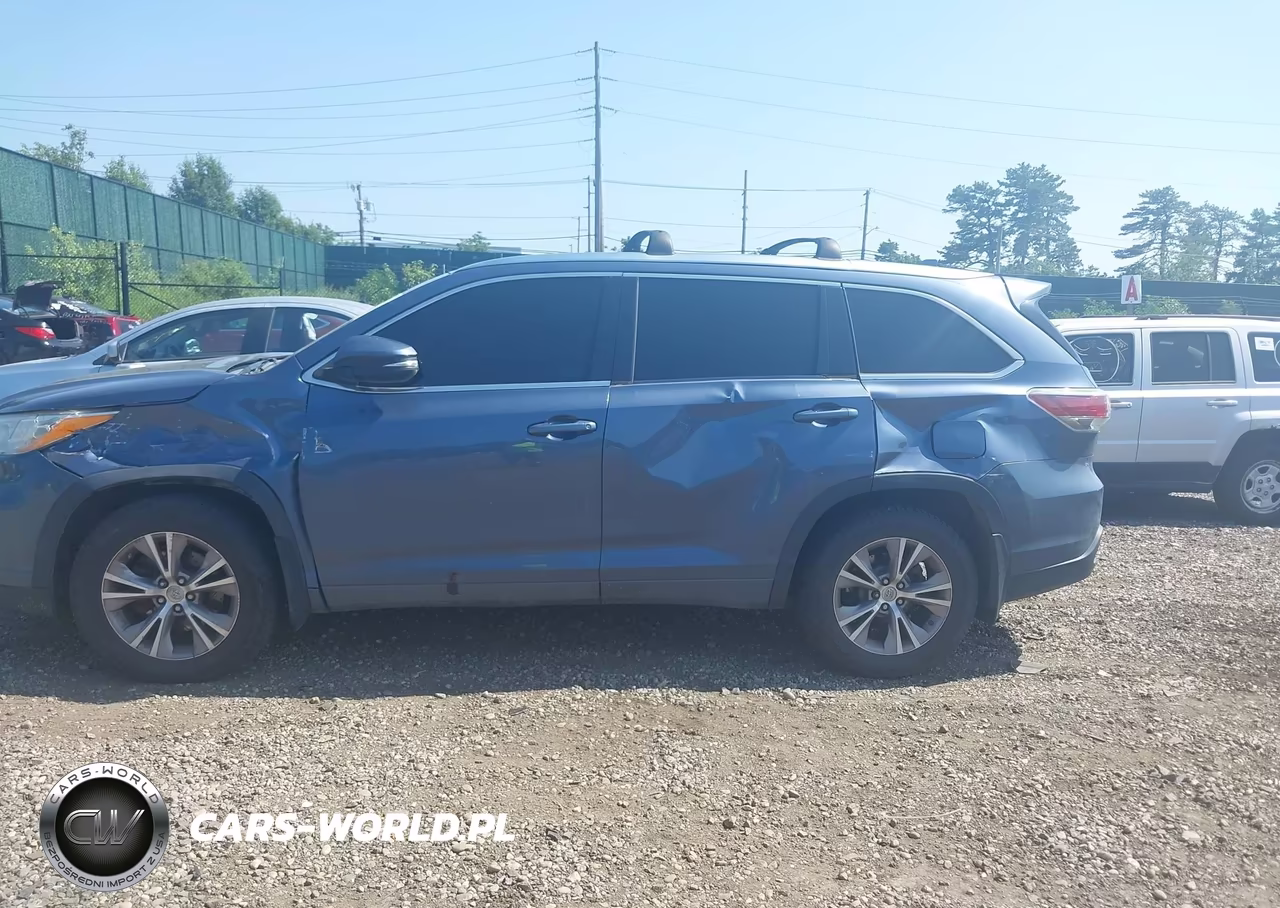 2014 Toyota Highlander Xle V6 VIN:5TDJKRFH8ES040881 - 6