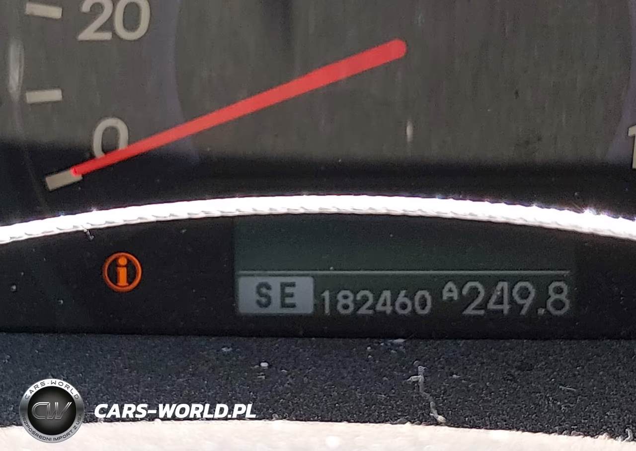 2010 Honda Odyssey Touring VIN:5FNRL3H92AB004928 - 16