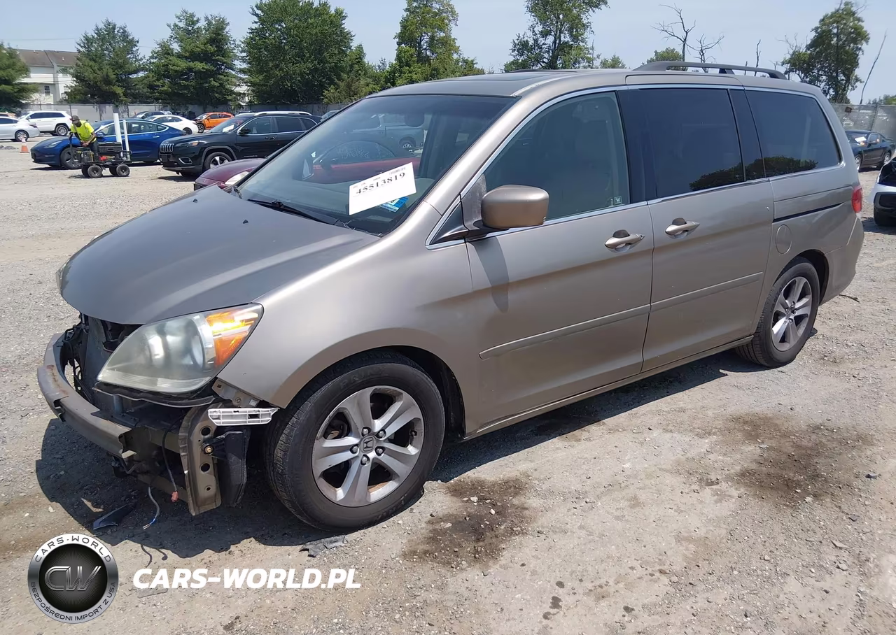 2010 Honda Odyssey Touring VIN:5FNRL3H92AB004928 - 2
