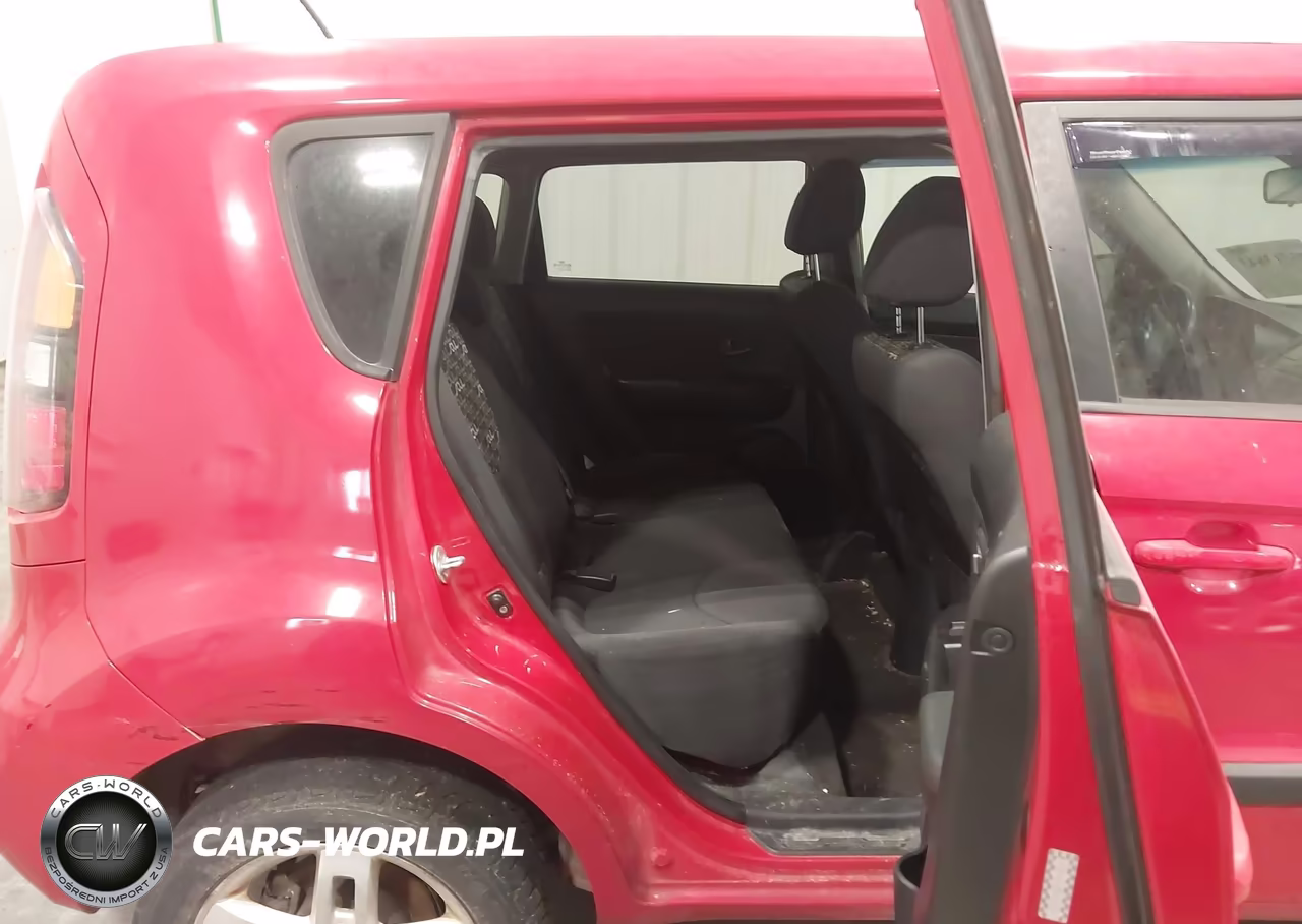 2011 Kia Soul + VIN:KNDJT2A20B7315222 - 8