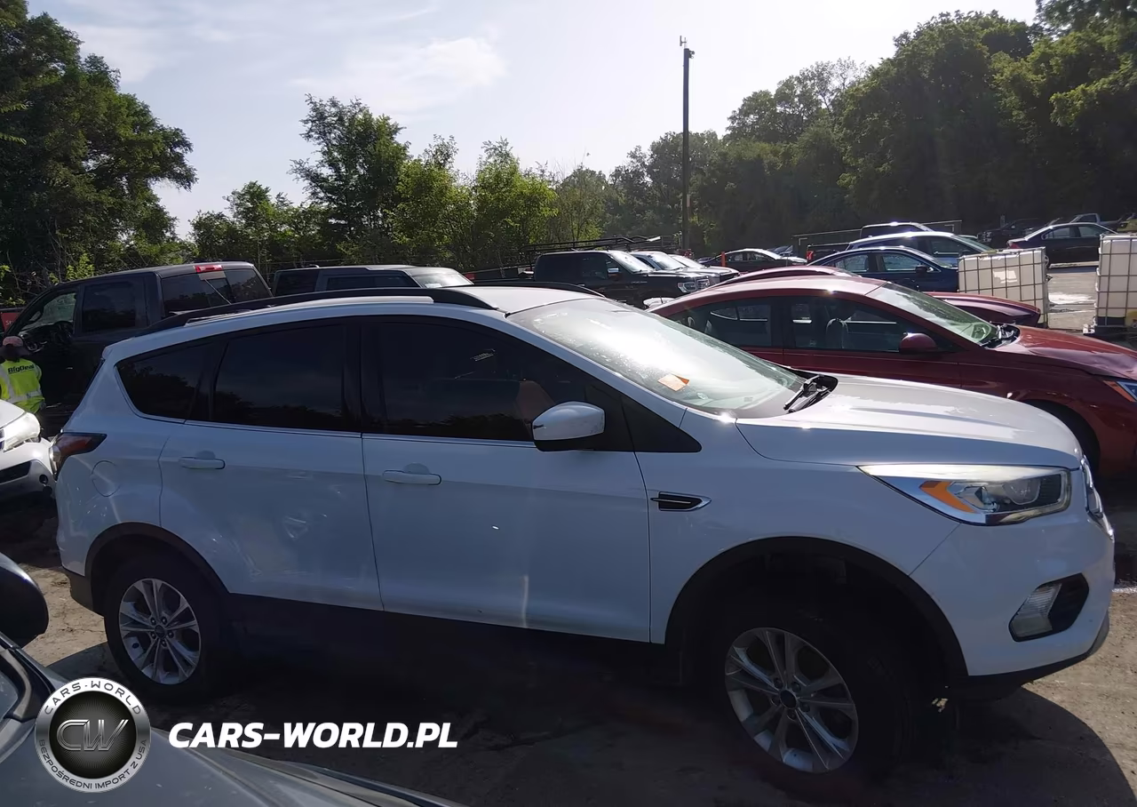 2017 Ford Escape Se VIN:1FMCU0GD3HUA37702 - 13