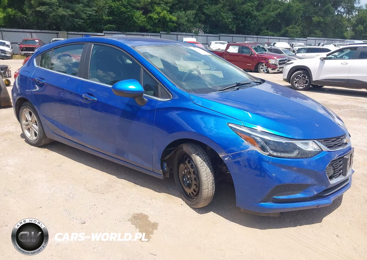 2017 Chevrolet Cruze Lt Auto – zdjęcie 1 z 18