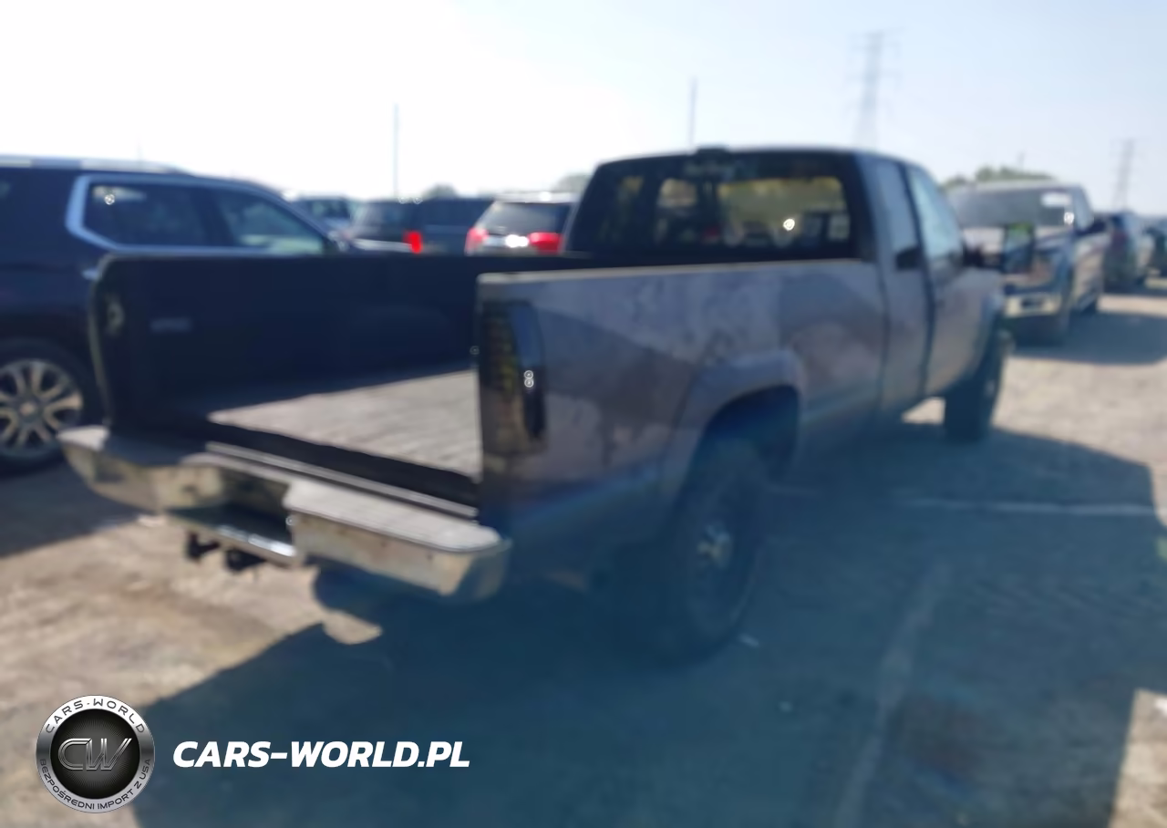 1992 Chevrolet Gmt-400 K2500 VIN:2GCGK29K3N1101019 - 4