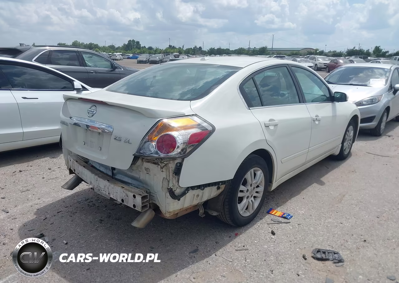 2011 Nissan Altima 2.5 S VIN:1N4AL2AP7BC172813 - 4