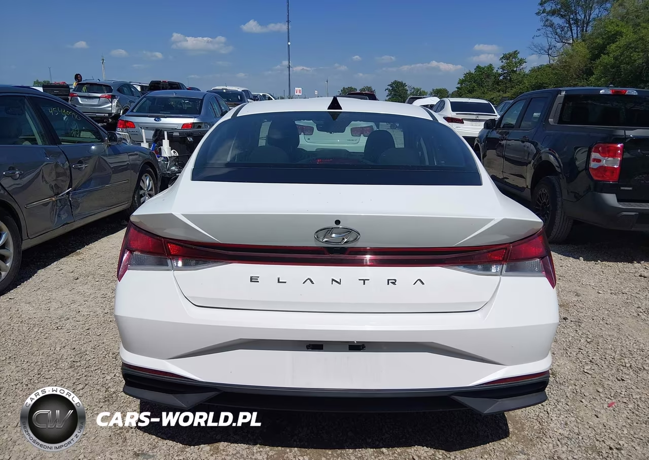 2021 Hyundai Elantra Sel VIN:5NPLM4AG2MH018643 - 17