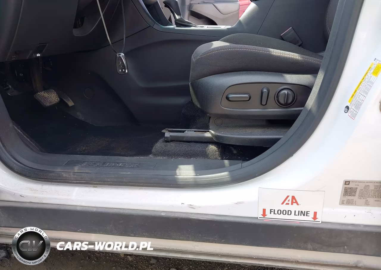 2020 Chevrolet Equinox Awd Lt 2.0L Turbo VIN:3GNAXVEX7LS713033 - 17