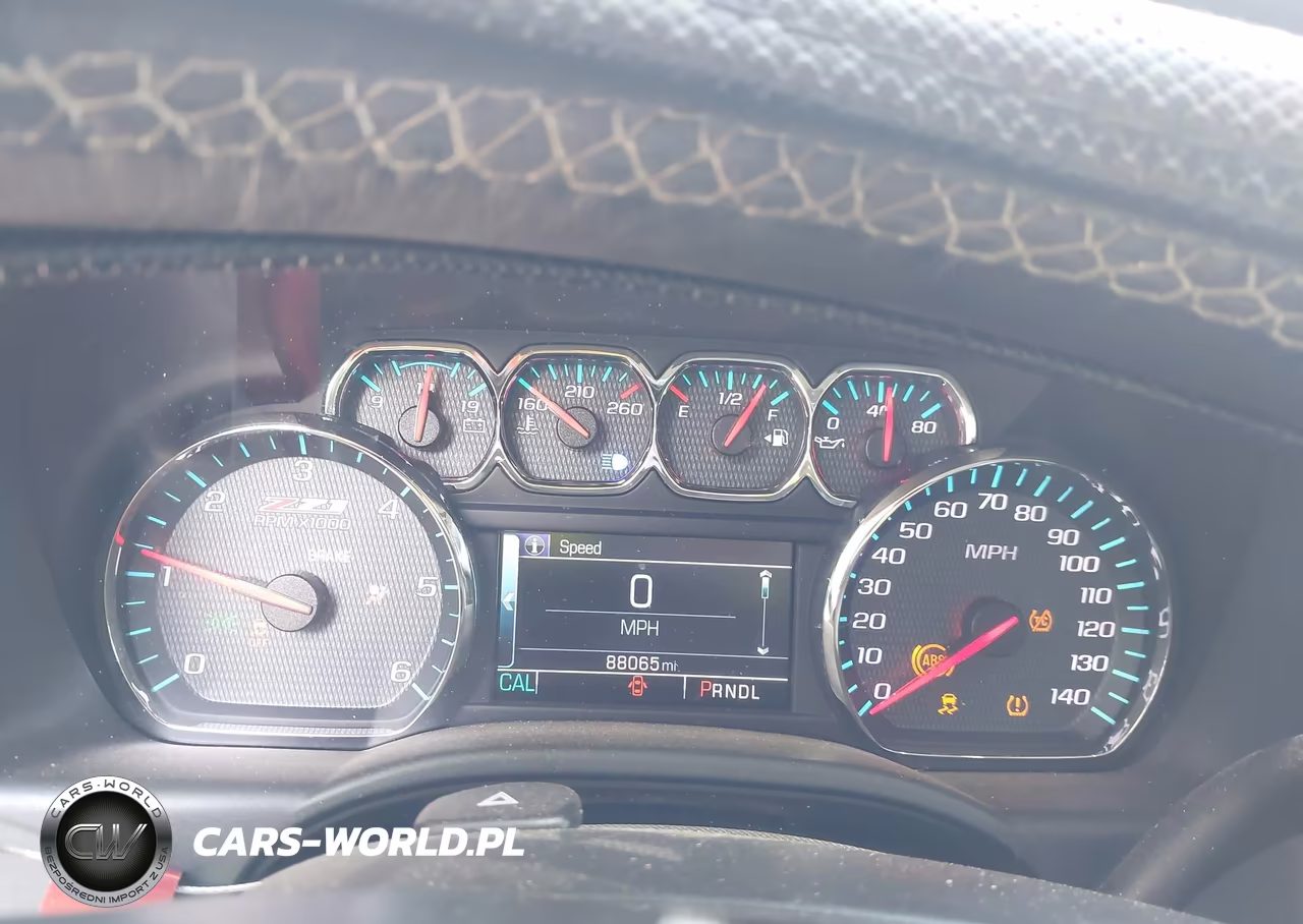 2018 Chevrolet Silverado 1500 2Lt VIN:3GCUKREC2JG393838 - 7
