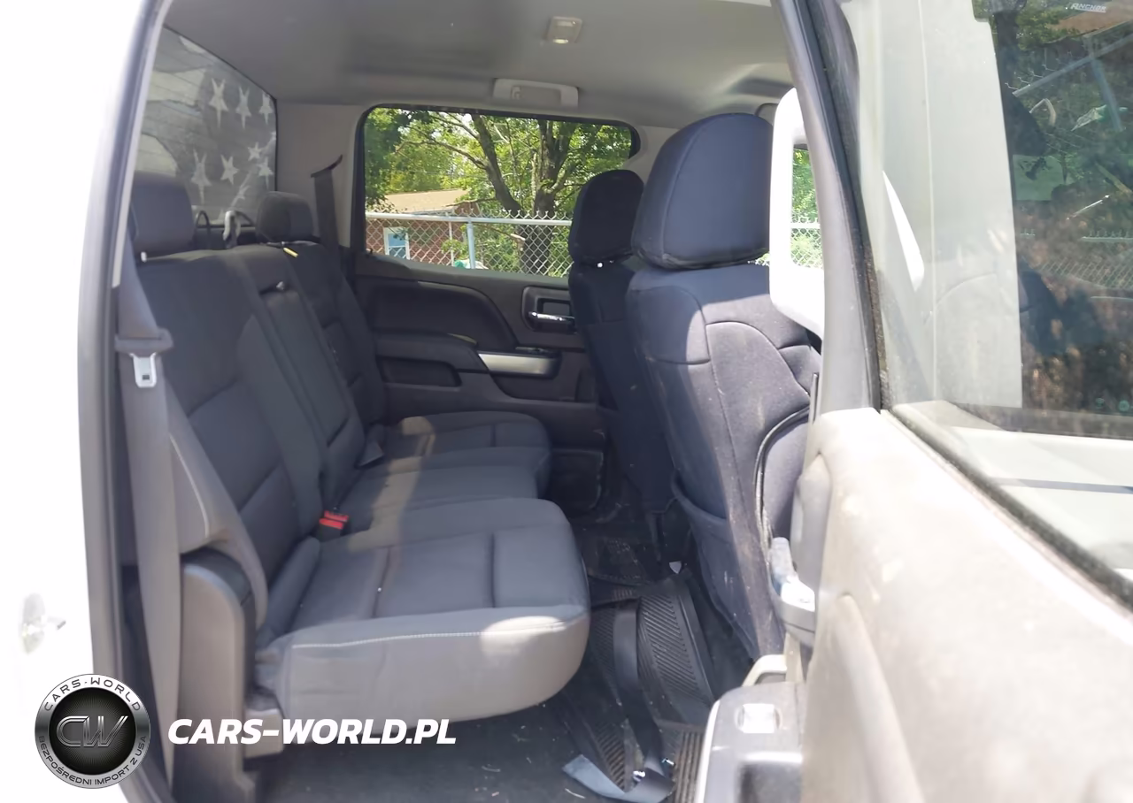 2018 Chevrolet Silverado 1500 2Lt VIN:3GCUKREC2JG393838 - 8
