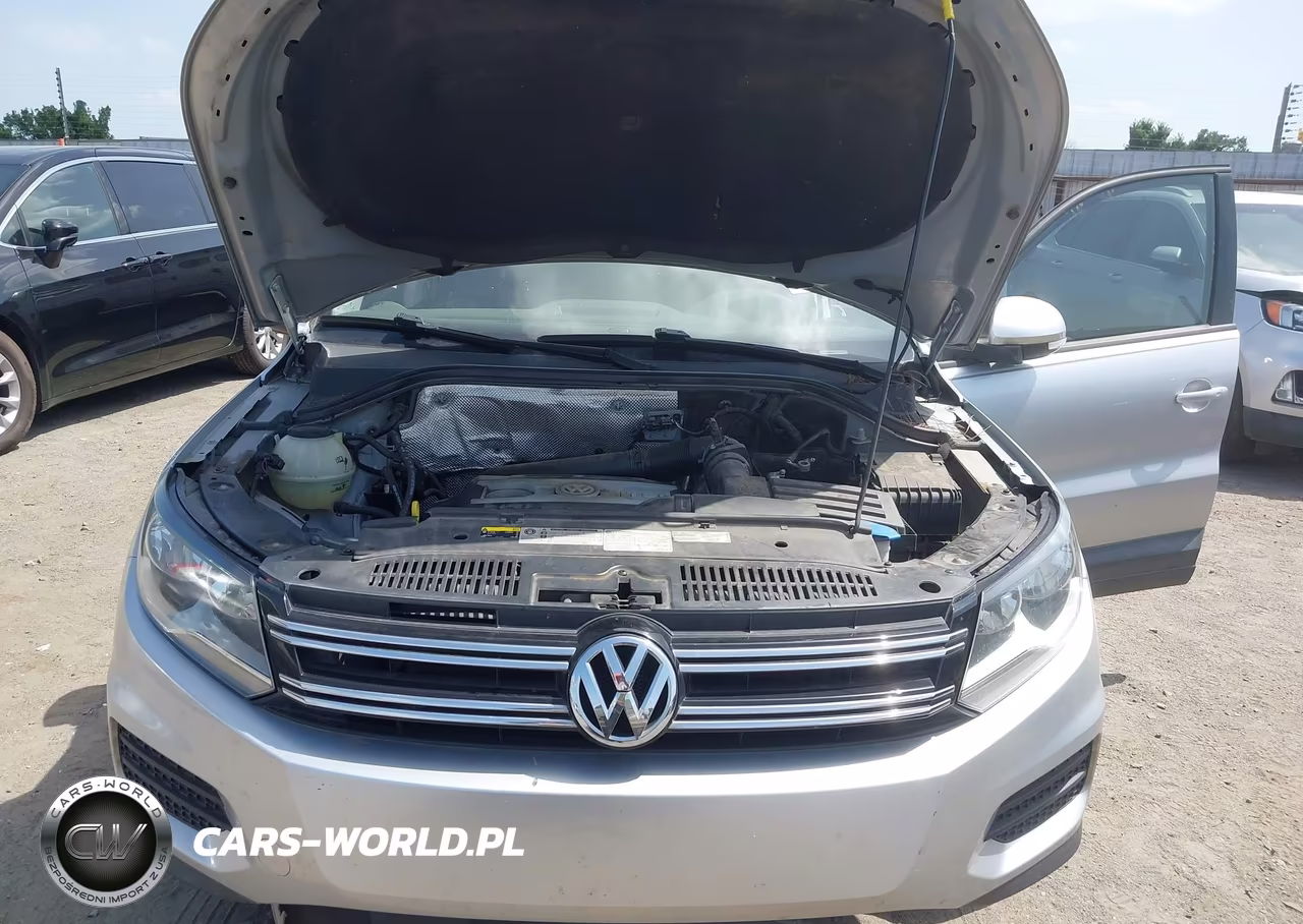 2018 Volkswagen Tiguan Limited 2.0T VIN:WVGAV7AX4JK001860 - 10