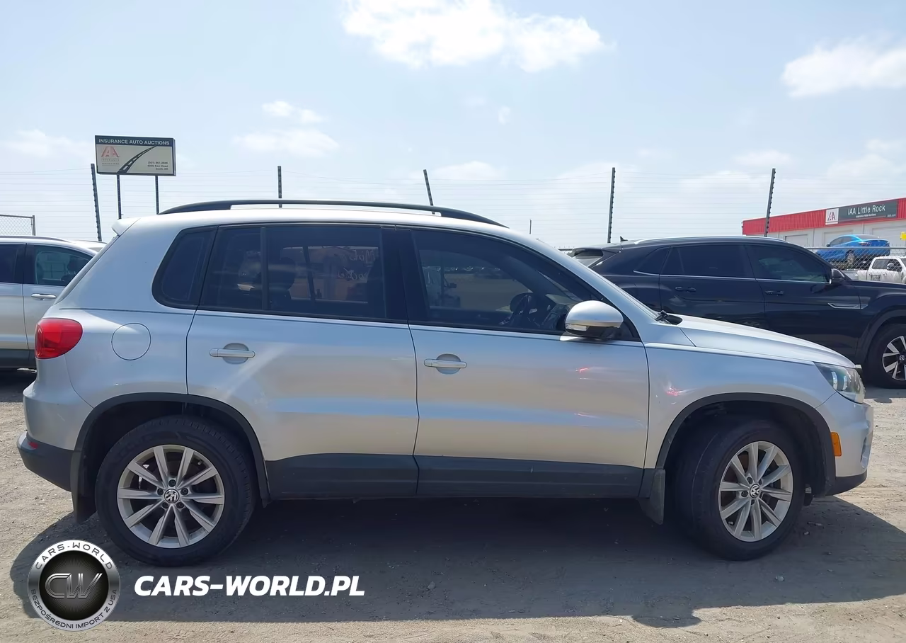 2018 Volkswagen Tiguan Limited 2.0T VIN:WVGAV7AX4JK001860 - 13