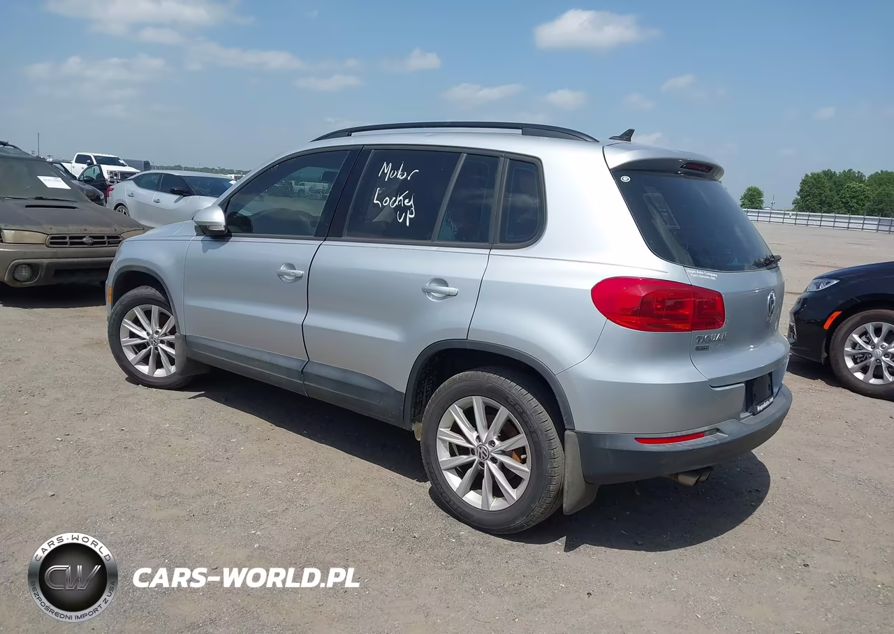 2018 Volkswagen Tiguan Limited 2.0T VIN:WVGAV7AX4JK001860 - 3