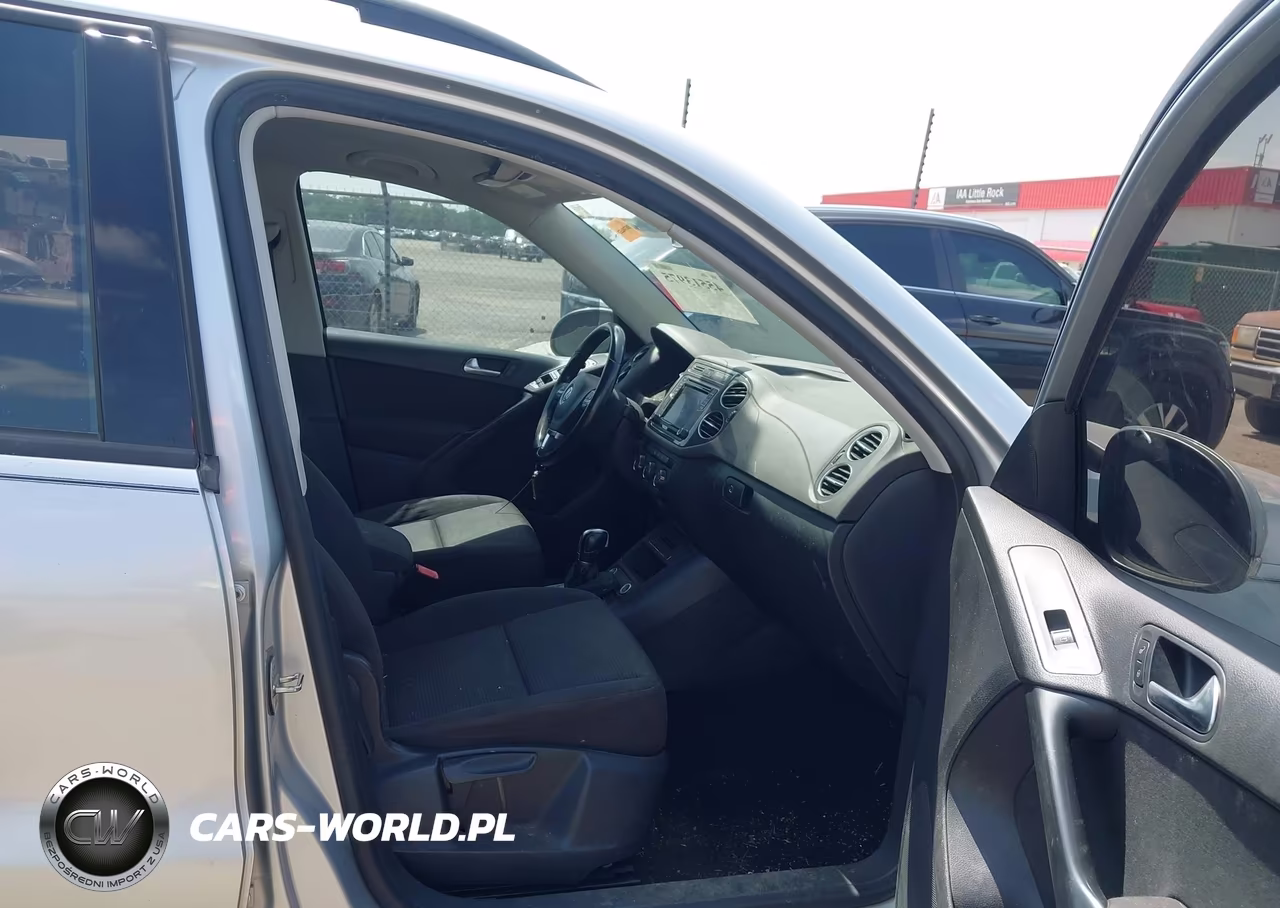 2018 Volkswagen Tiguan Limited 2.0T VIN:WVGAV7AX4JK001860 - 5