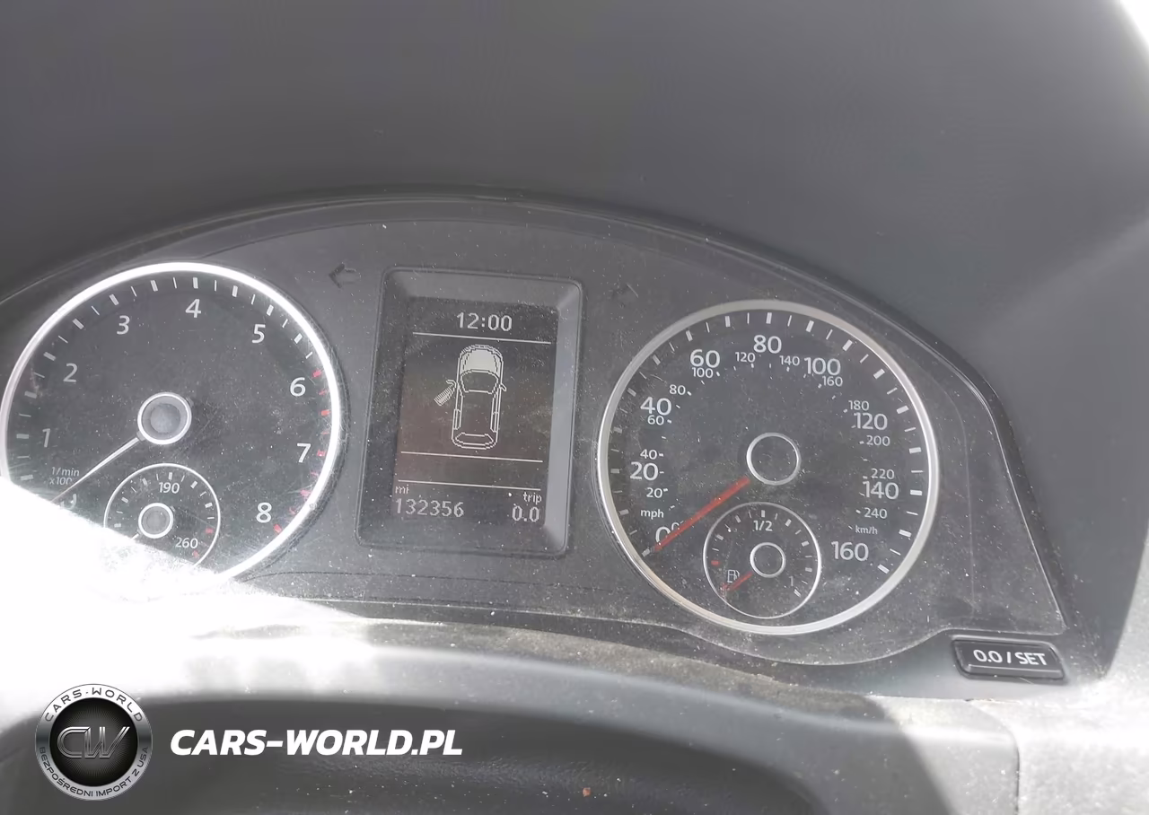 2018 Volkswagen Tiguan Limited 2.0T VIN:WVGAV7AX4JK001860 - 7