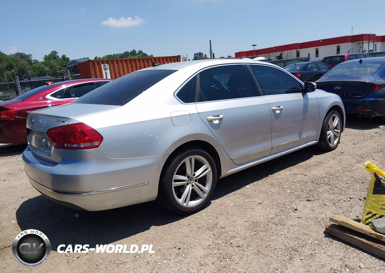 2014 Volkswagen Passat 2.0L Tdi Se VIN:1VWBN7A33EC035016 - 4
