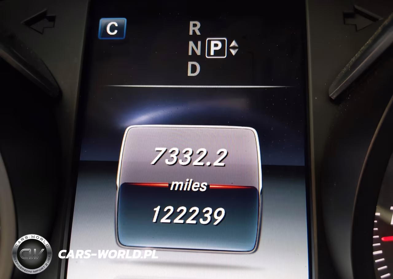 2015 Mercedes-Benz C 300 Sport 4Matic VIN:55SWF4KB9FU006791 - 15