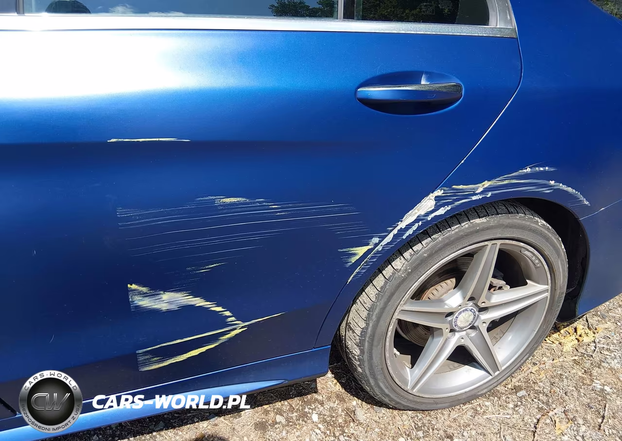 2015 Mercedes-Benz C 300 Sport 4Matic VIN:55SWF4KB9FU006791 - 17