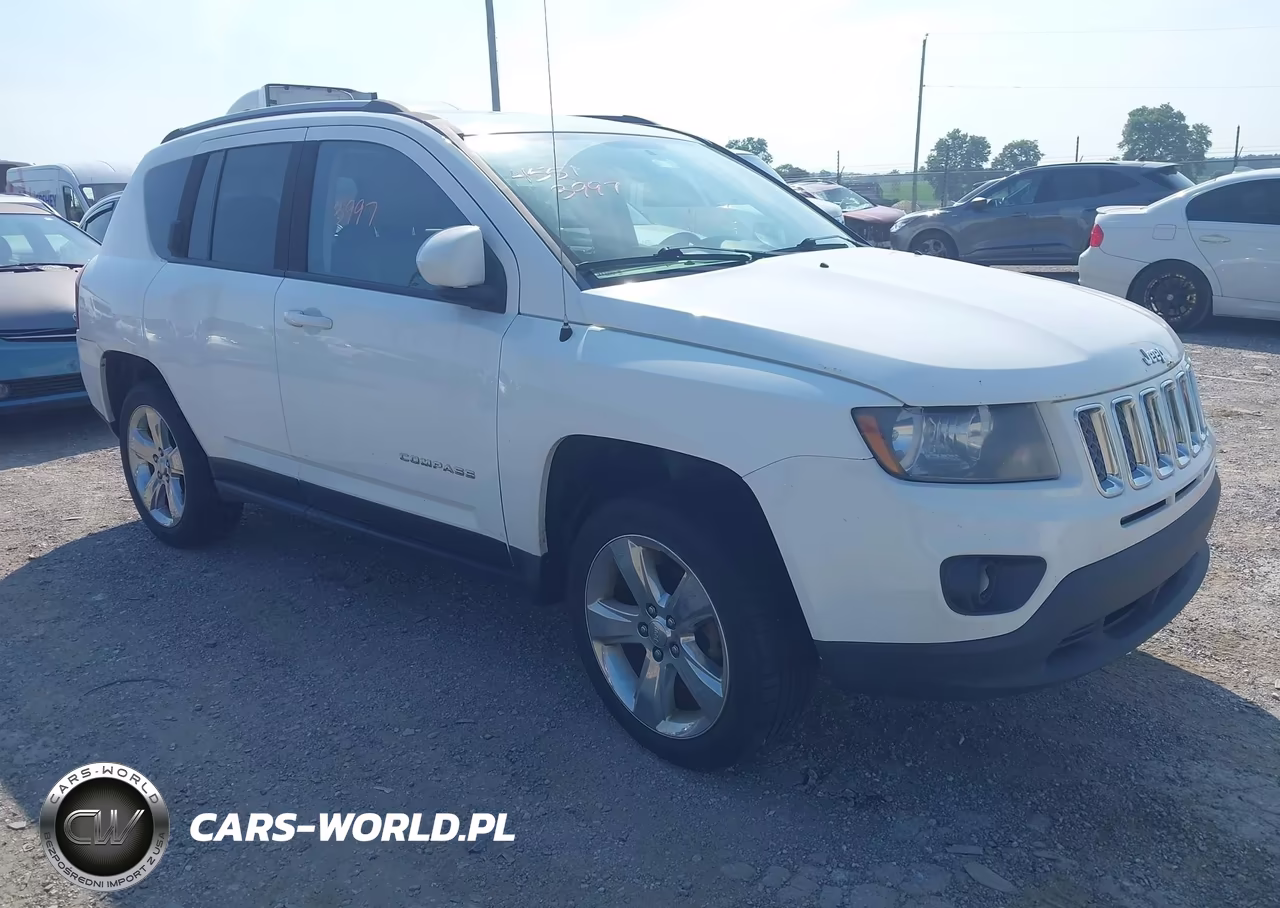 2016 Jeep Compass Latitude – zdjęcie 1 z 12