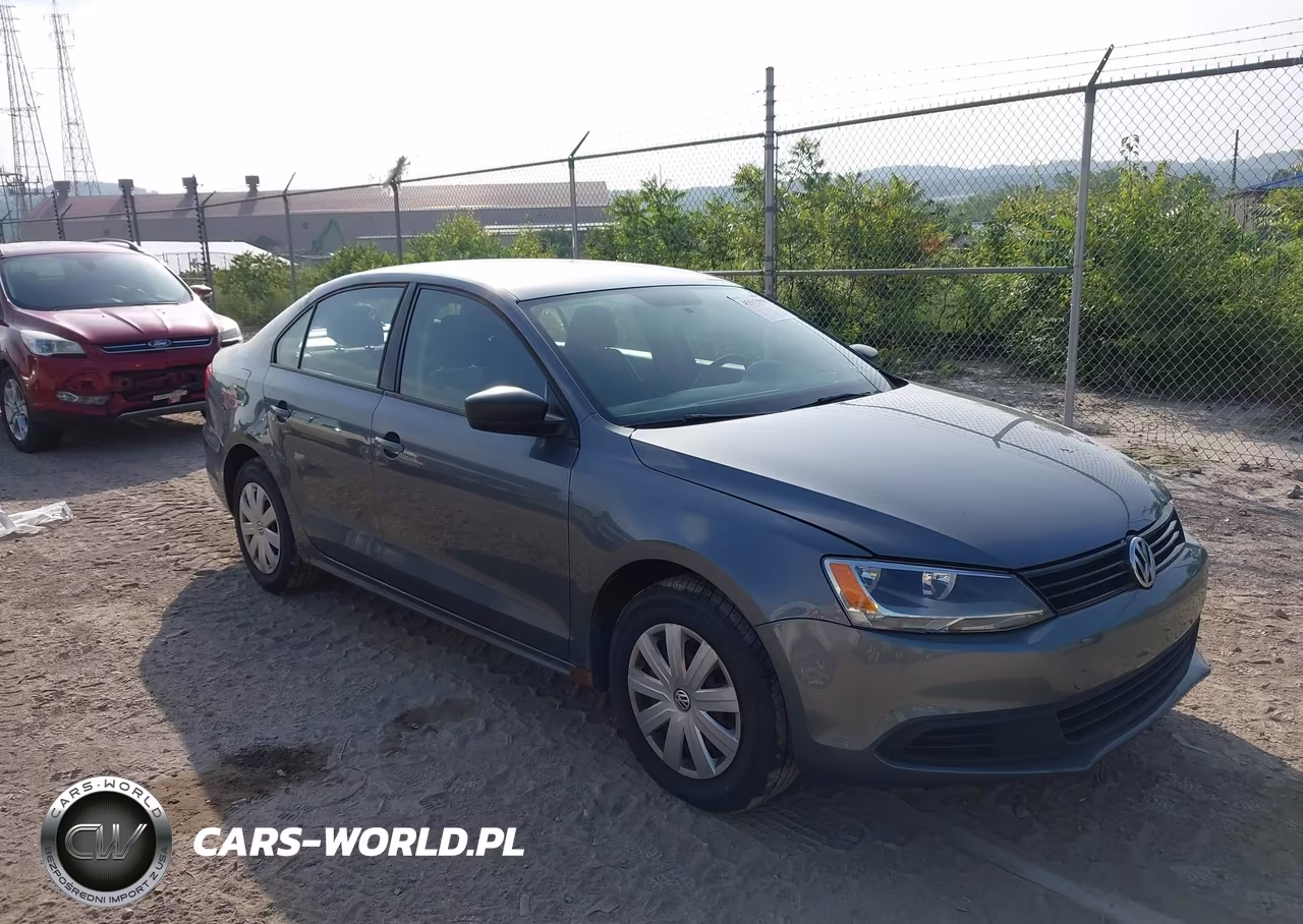2013 Volkswagen Jetta 2.0L S – zdjęcie 1 z 12