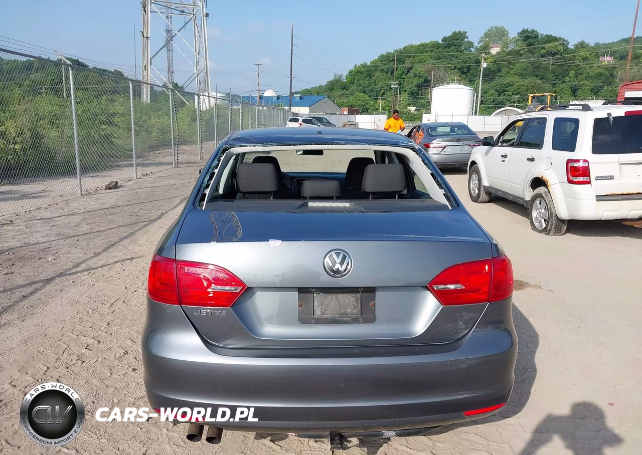 2013 Volkswagen Jetta 2.0L S VIN:3VW2K7AJ6DM431770 - 6