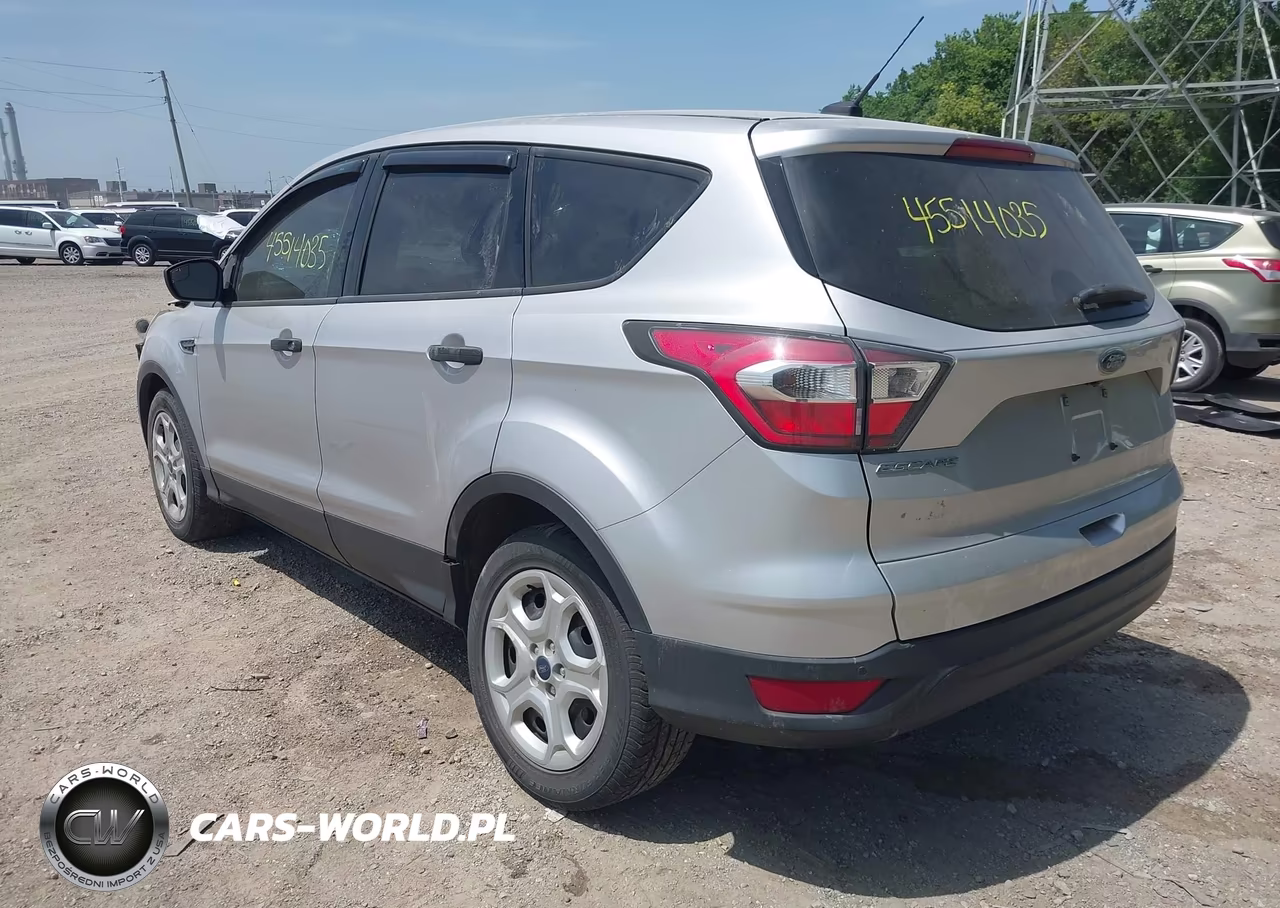2017 Ford Escape S VIN:1FMCU0F71HUB05264 - 3