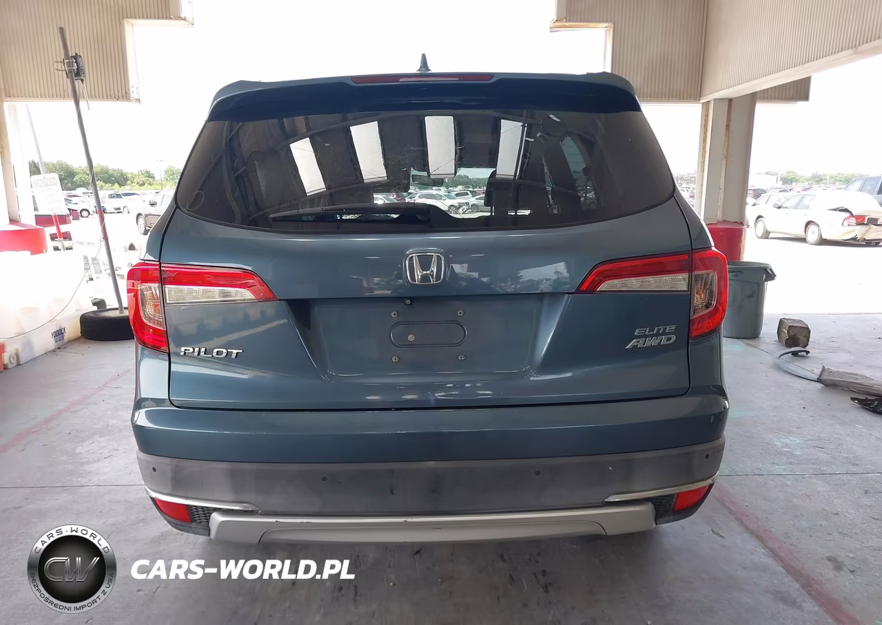 2019 Honda Pilot Elite VIN:5FNYF6H00KB014770 - 17