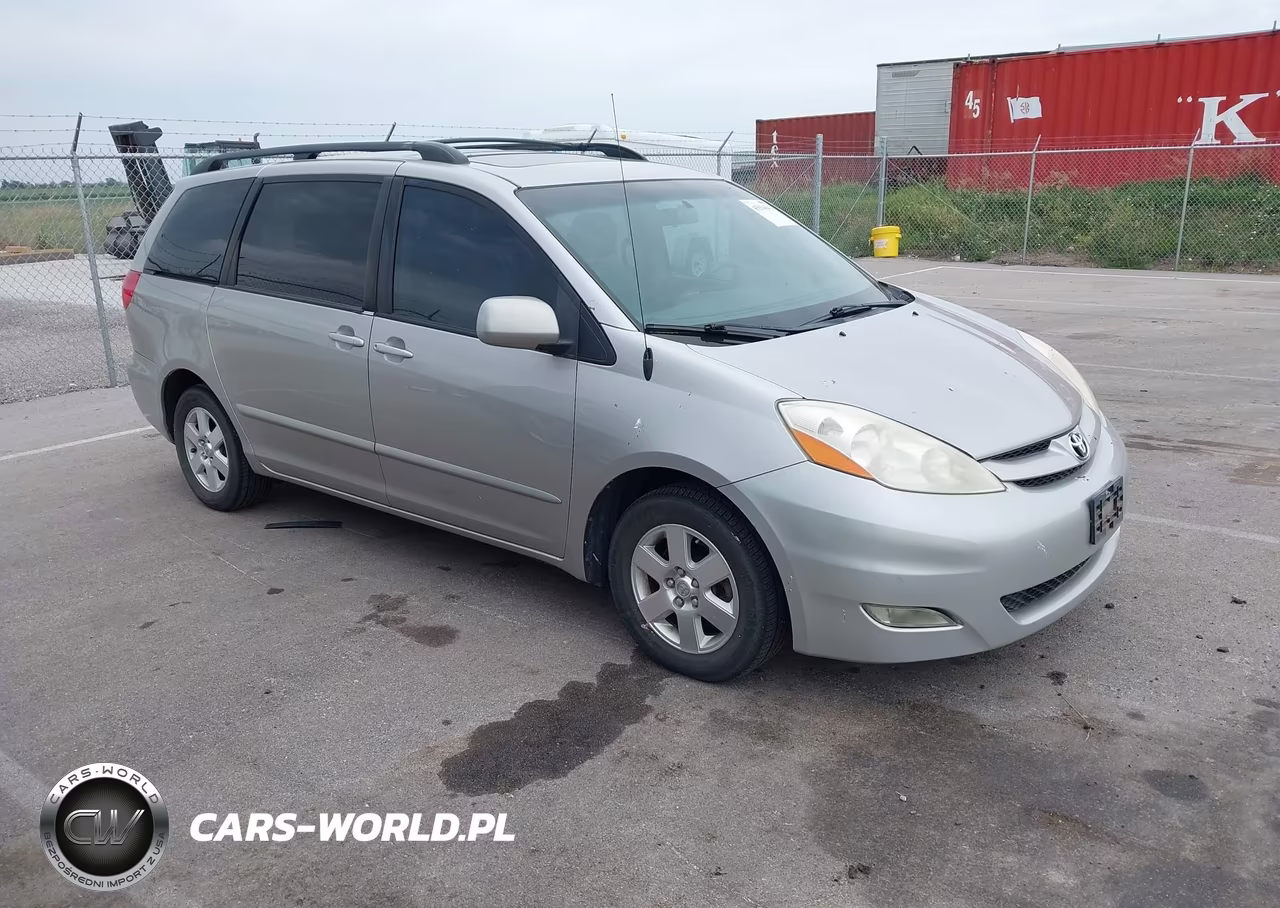 2010 Toyota Sienna Xle