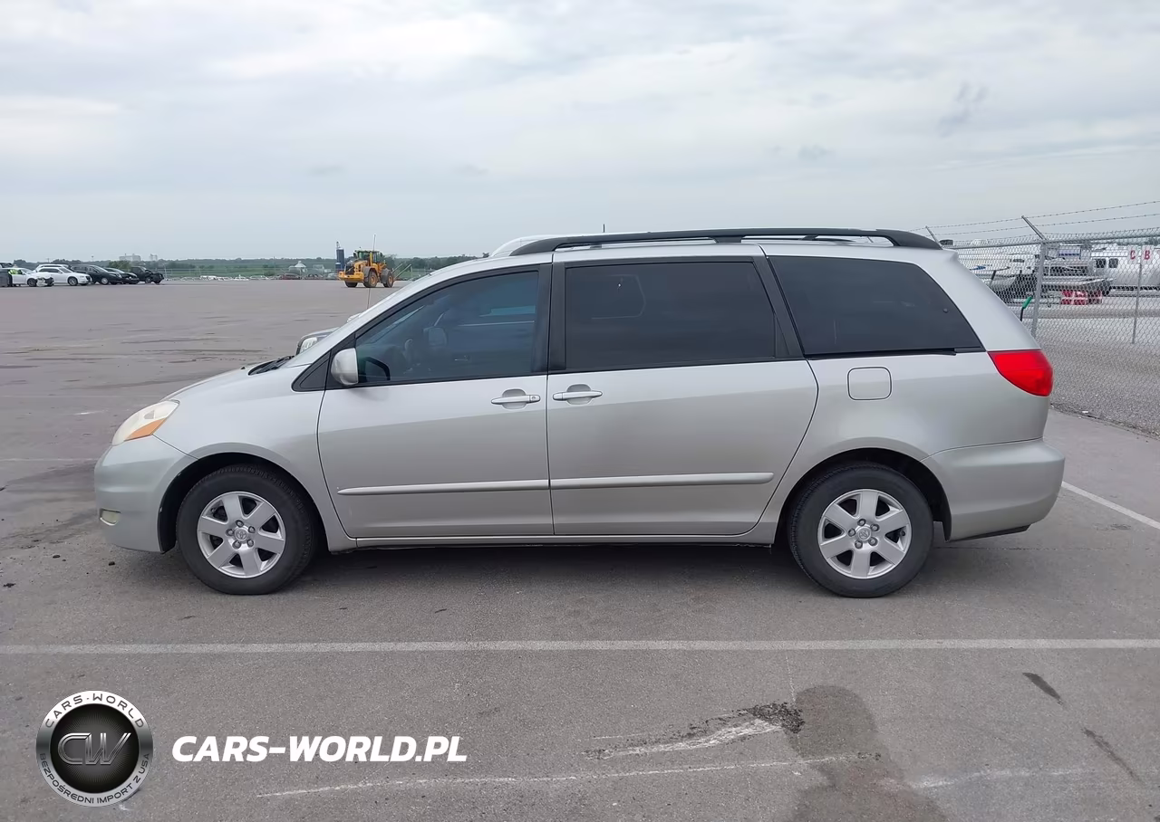 2010 Toyota Sienna Xle VIN:5TDYK4CC0AS309069 - 14