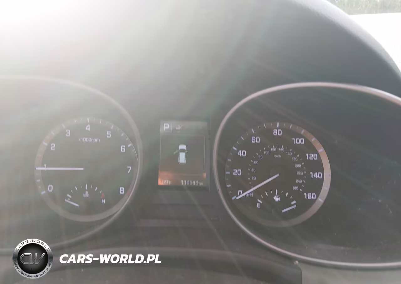 2017 Hyundai Santa Fe Sport 2.4L VIN:5XYZT3LB8HG449011 - 7