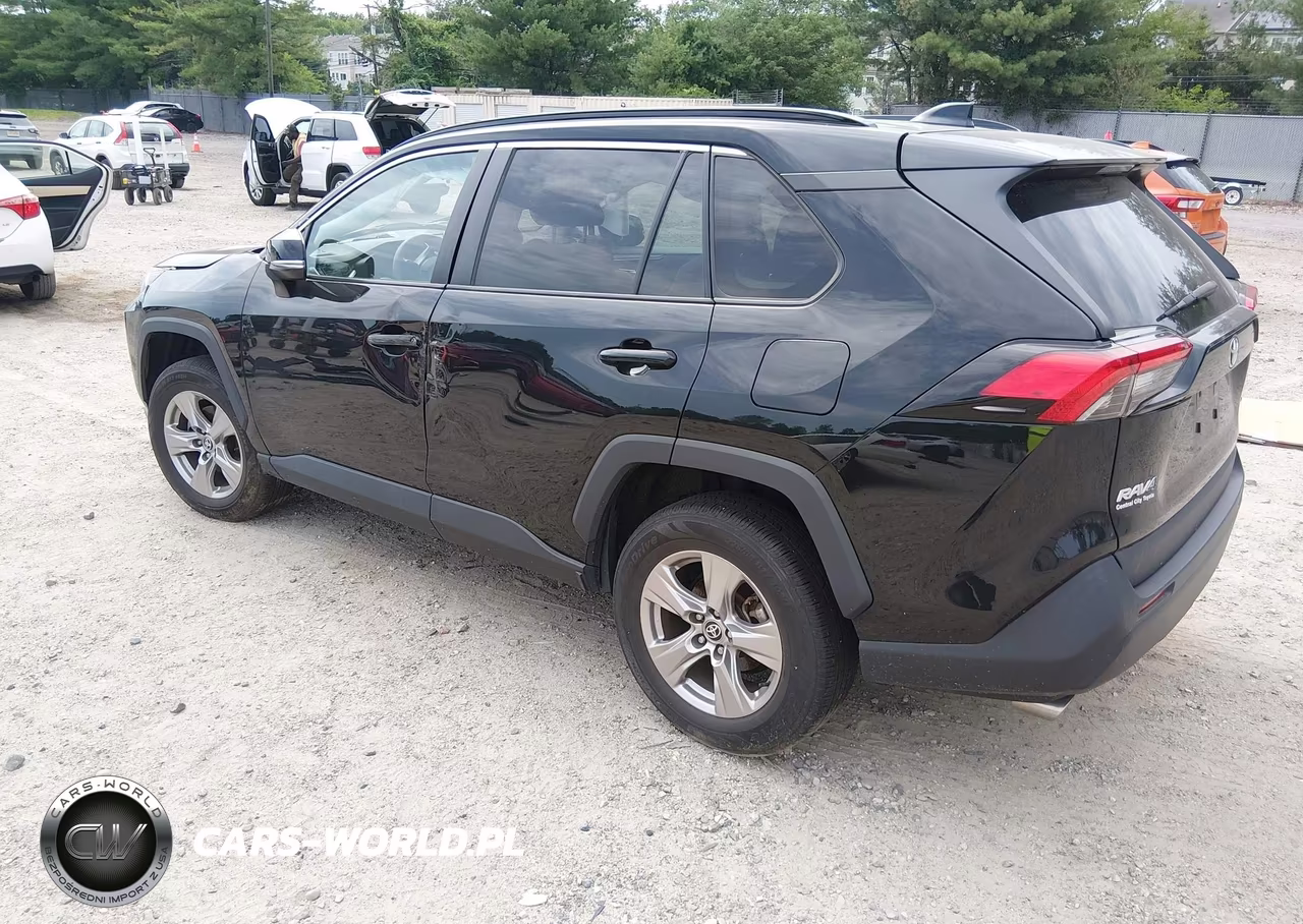 2023 Toyota Rav4 Xle-Xle Premium VIN:2T3W1RFV2PW279598 - 3